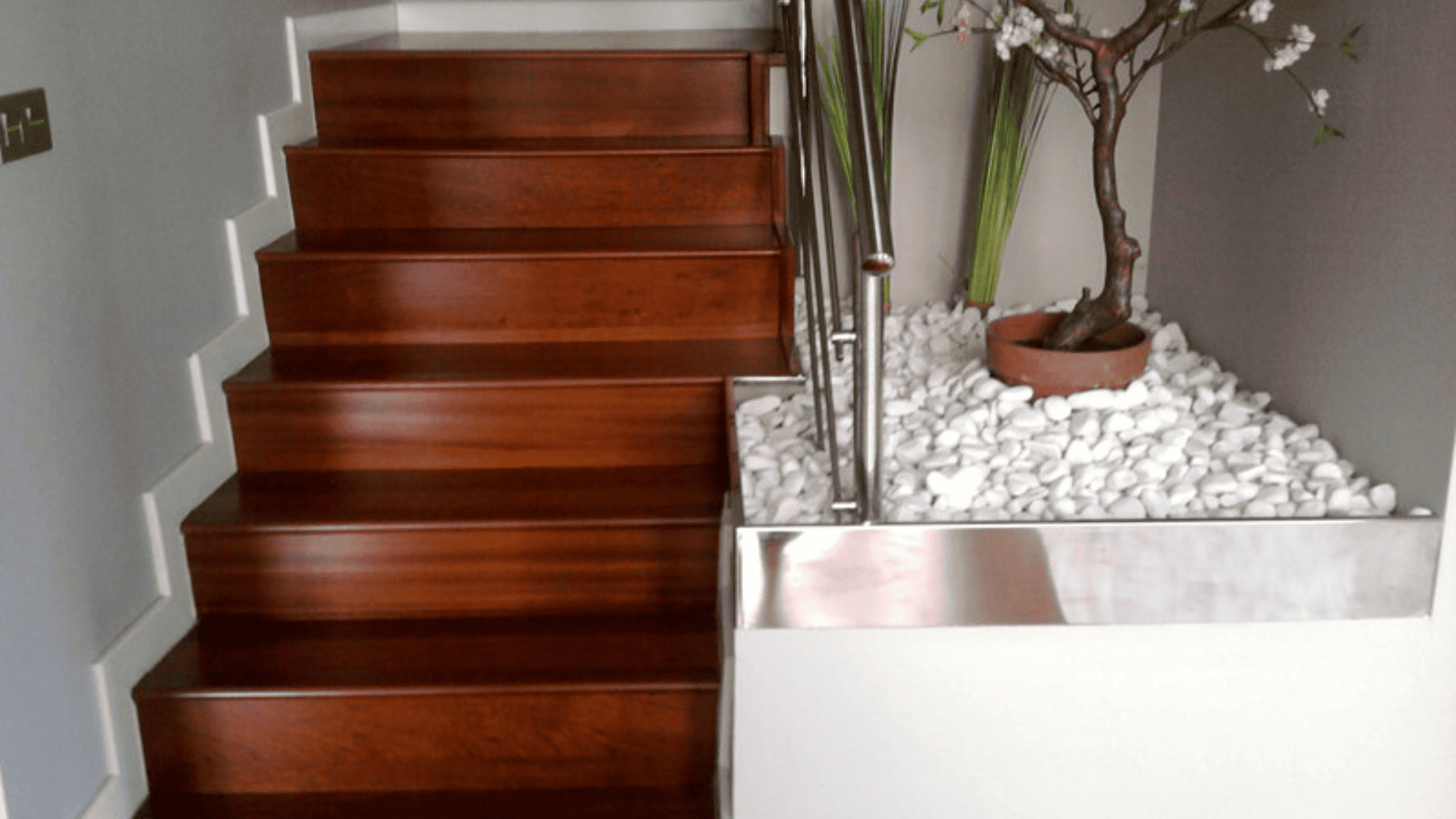Parquet para escaleras: cómo instalarlo correctamente